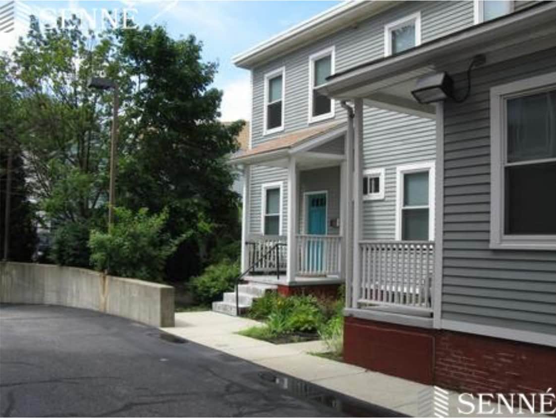 Primary Photo - 340 Franklin St