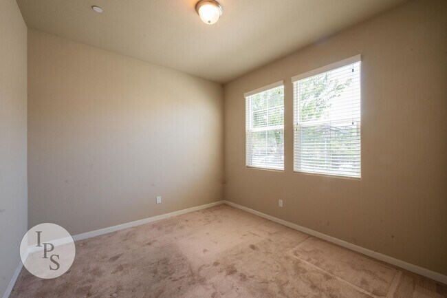 Foto del edificio - Fresno Westside Home, 5BR/3BA, Built 2018 – Great for Families