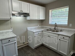 Building Photo - 1269 Federal Dr