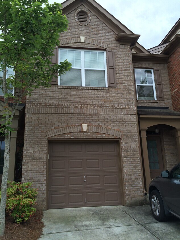 7082 Murphy Joy Ln NW, Peachtree Corners, GA 30092 Townhome Rentals in Peachtree Corners GA