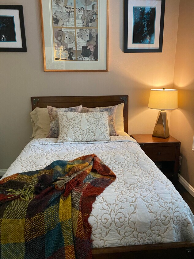 634 E Ln, Santa Ana, CA 92705 Townhome Rentals in Santa Ana