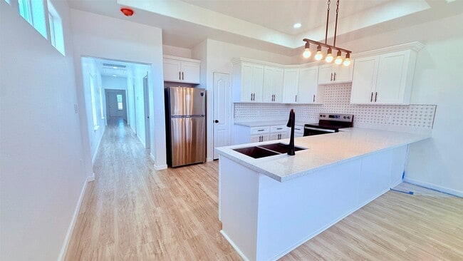 Foto del edificio - 7018-5914 02