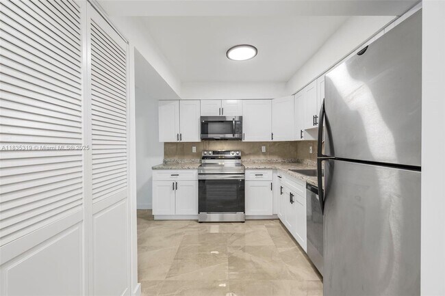 Foto del edificio - 622 NW 11th St