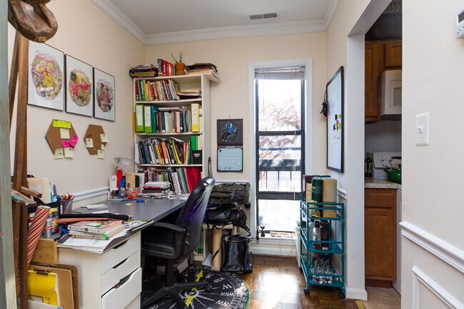Foto del edificio - 1669 Park Rd NW