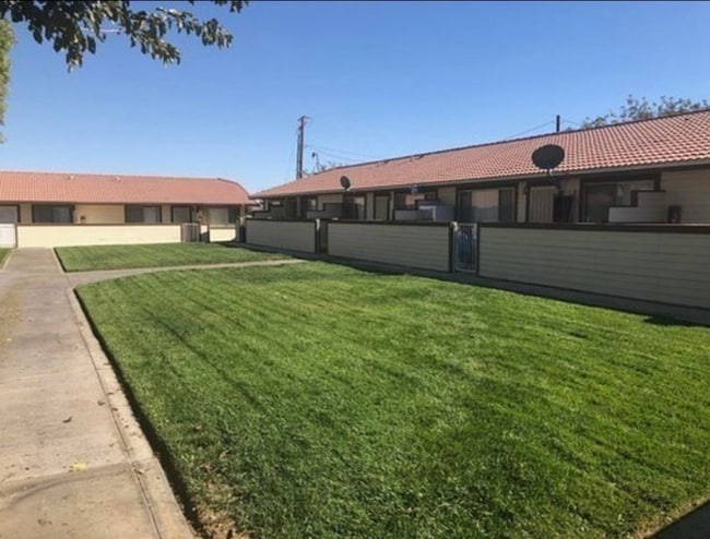 Foto del edificio - 21645 Powhatan Rd