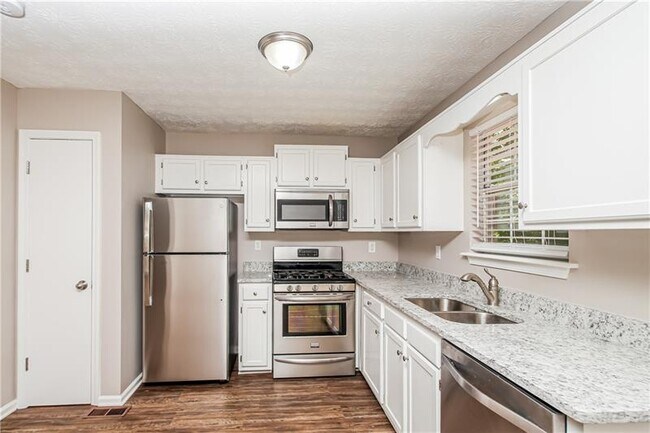 Building Photo - 3876 Welham Green Ct