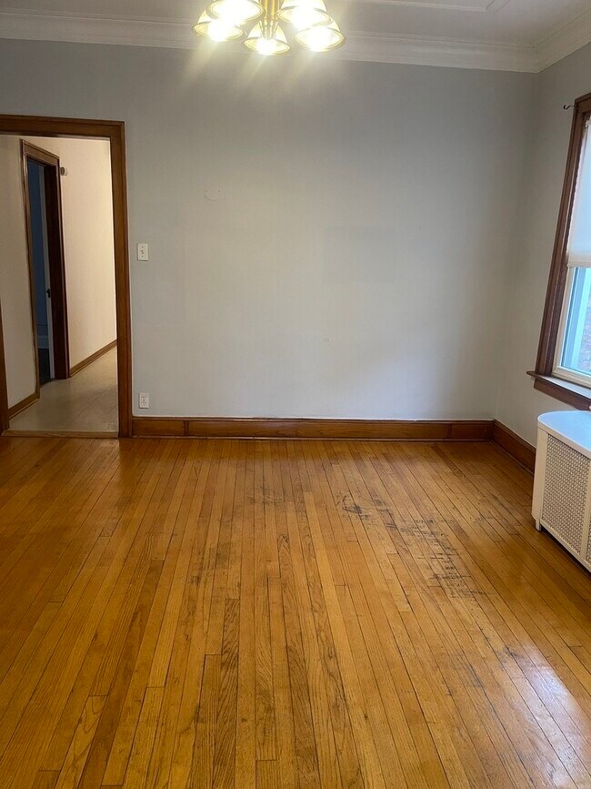 Building Photo - 2105 Gunderson Ave