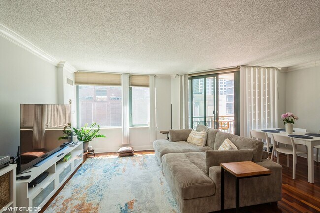 Foto del edificio - 440 N McClurg Ct