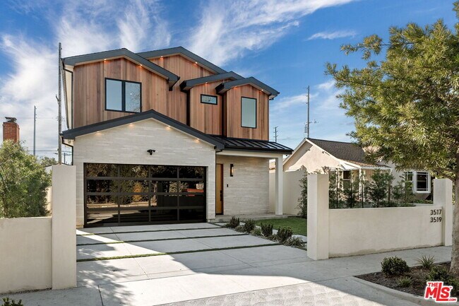 Foto del edificio - 3517 Redwood Ave