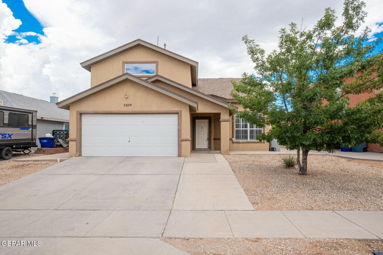 Foto principal - 3309 Tierra Yvette Ln
