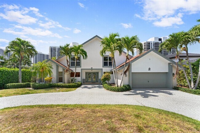 Foto del edificio - 414 Holiday Dr