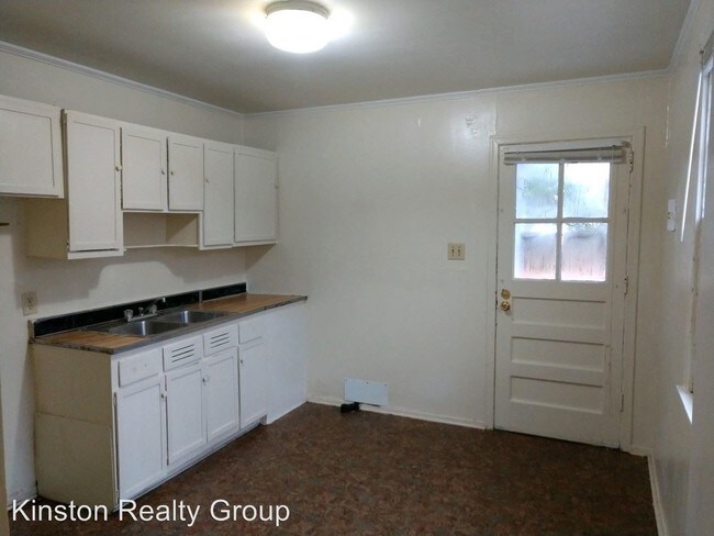 Foto del edificio - 2 br, 1 bath House - 2211 Ivy Road
