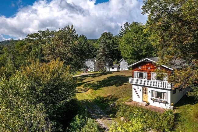 Foto del edificio - 13 Winhall Hollow Rd