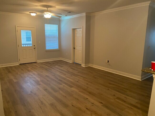 Living room - 1362 Brightside Dr