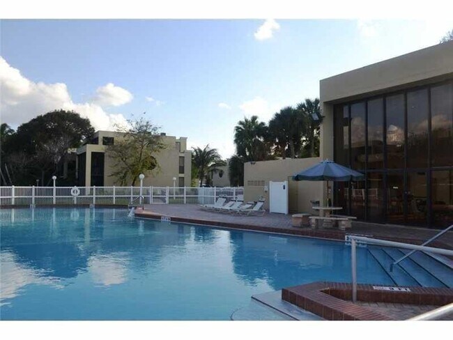 Foto del edificio - 2900 SW 87th Terrace