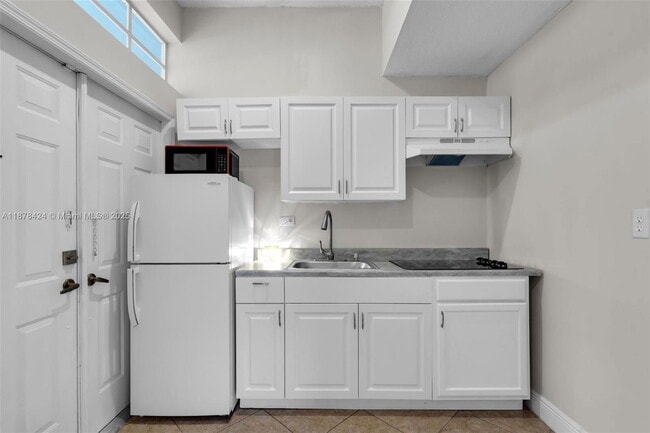 Foto del edificio - 637 NW 135th Terrace