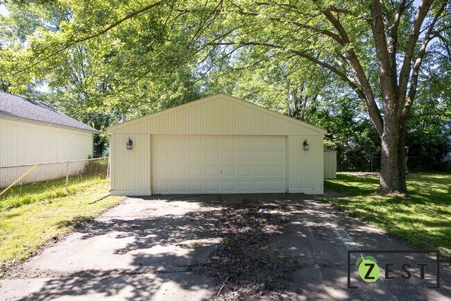 Foto del edificio - 3BDRM Warren Home!