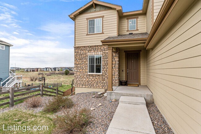 Building Photo - 3 br, 3 bath House - 984 Mcmurdo Cir