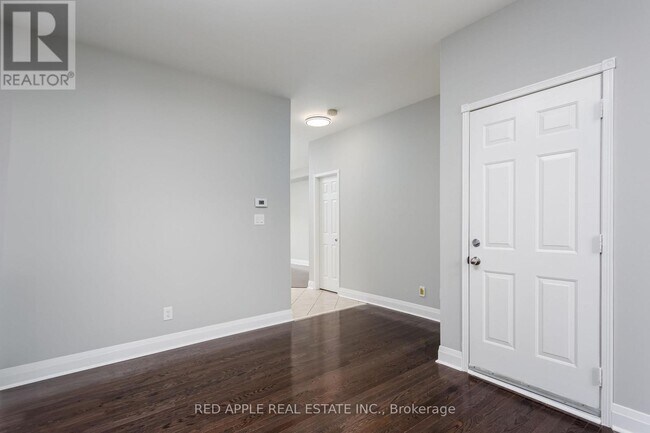 Photo du bâtiment - 23 Ulson Dr