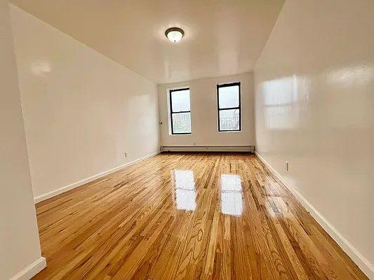 Building Photo - 2 bedroom in BRONX NY 10456