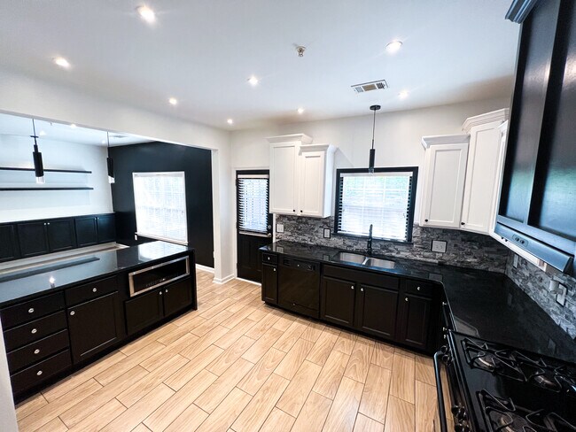 Foto del edificio - 2050 Appaloosa Way