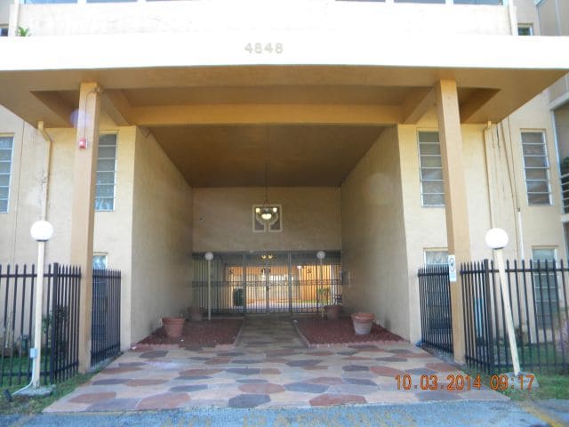 Photo - 4848 NW 24th Ct (Lauderdale Lakes, FL) Apartment