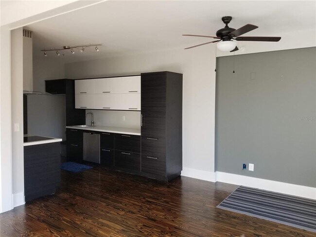 Foto del edificio - 835 7th Ave S