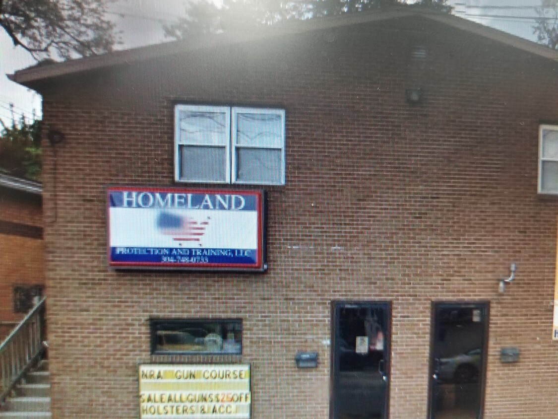 1619 Pennsylvania Ave, Weirton, WV 26062 Apartments in Weirton, WV