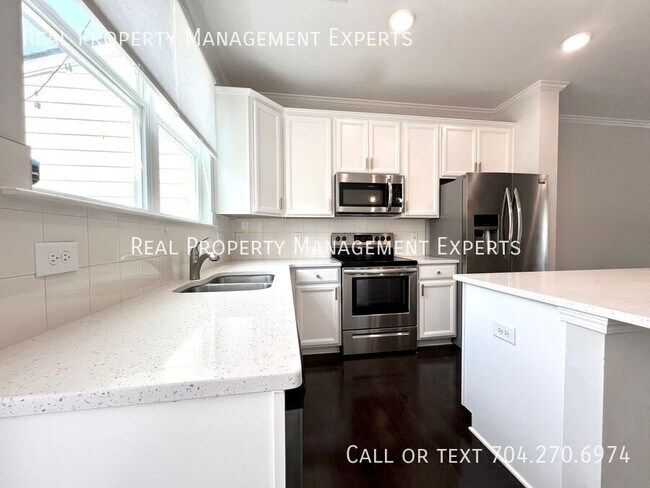 Foto del edificio - 752 River Park Road