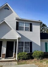 Building Photo - 117 Mesa Ln