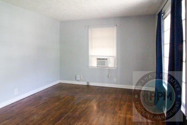 Building Photo - 3305 N 55th St