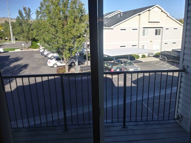 Balcony - 3335 N Lakeharbor Ln