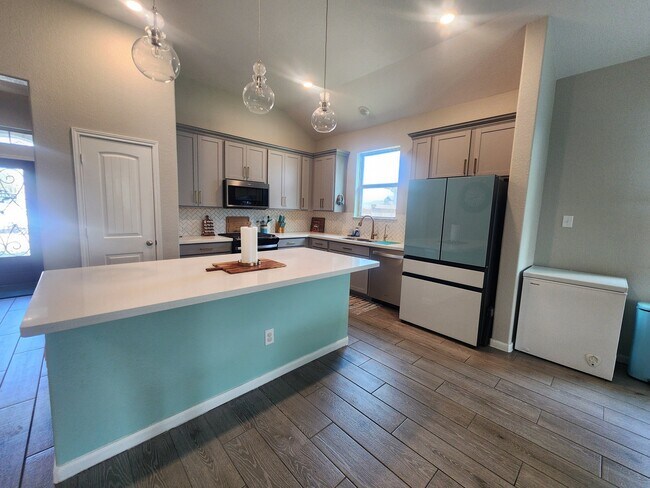 Foto del edificio - 7607 Sirocco Ln