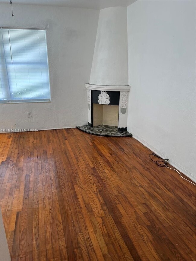 Building Photo - 900 Jefferson Ave