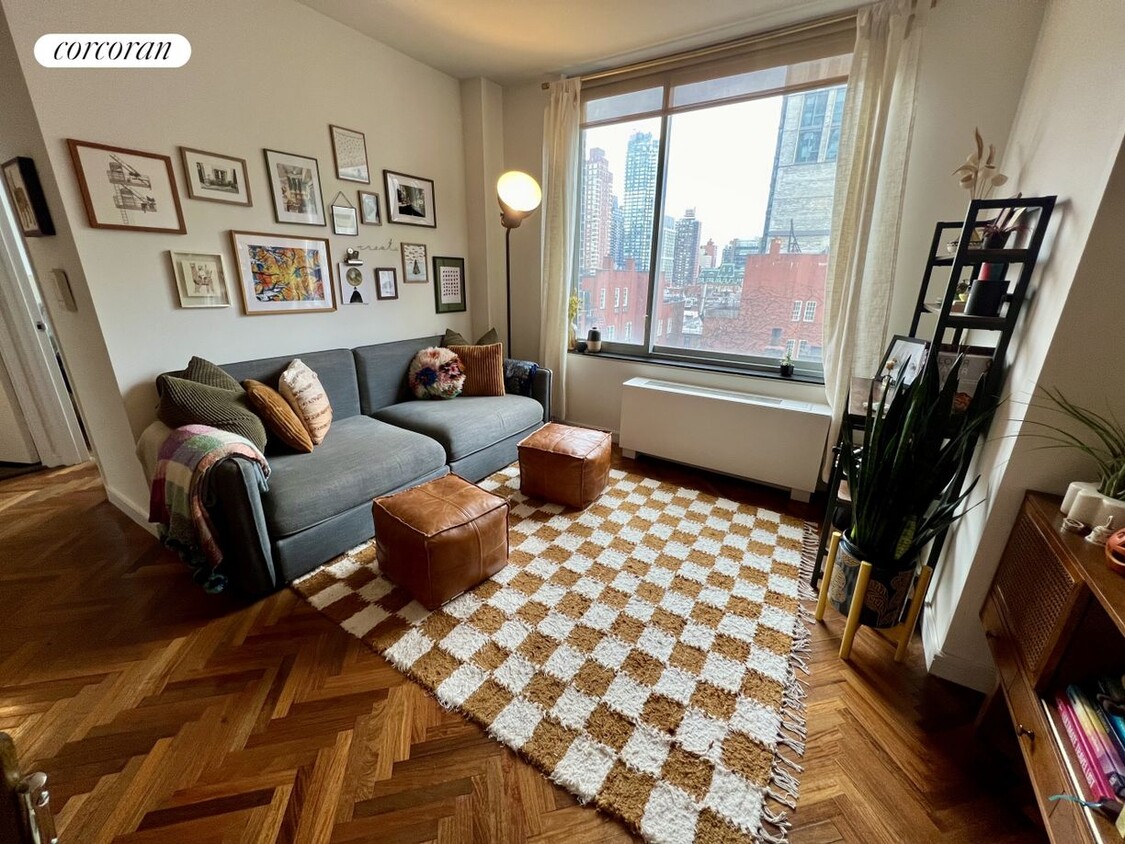 Foto principal - 360 E 88th St