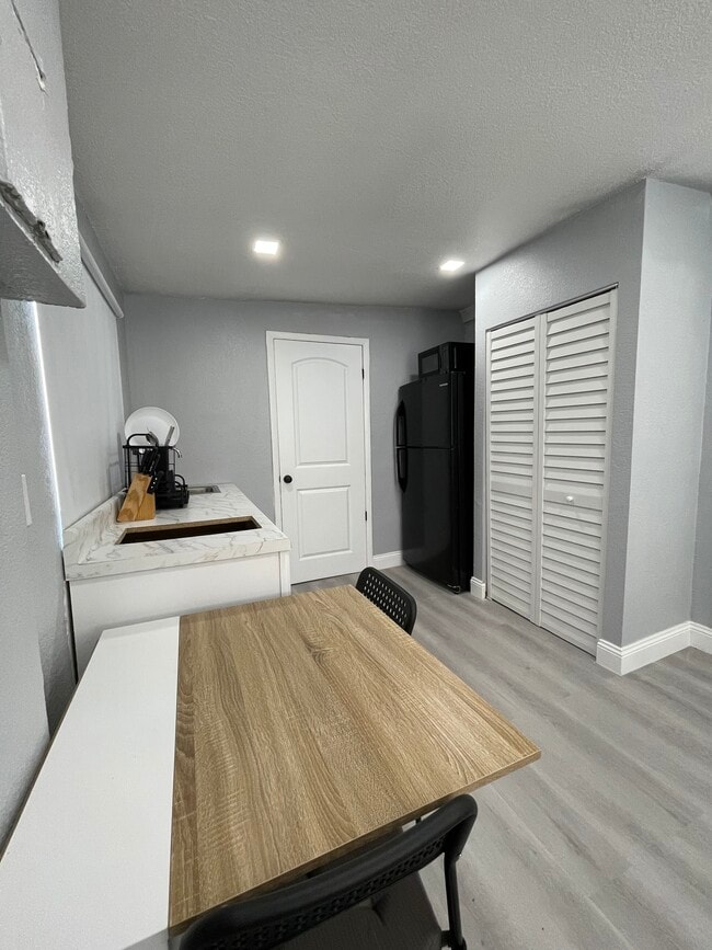 Foto del edificio - 3101 N 66th Ave