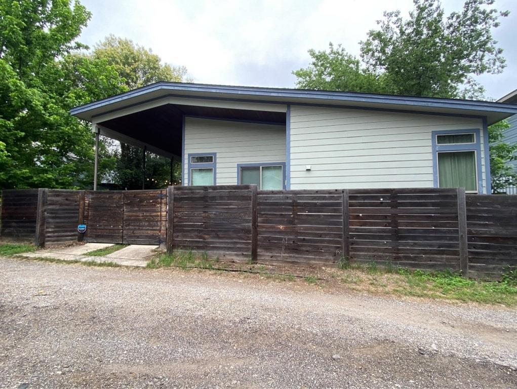 Foto principal - 1404 Singleton Ave