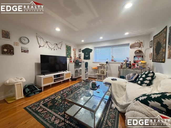 Photo - 15 Euston Rd. Unit 4 Apartment