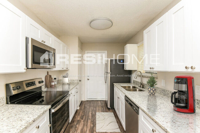 Building Photo - 117 Windward Way
