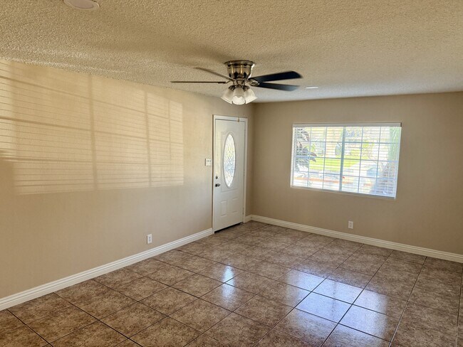 Building Photo - 10079 Hedrick Ave