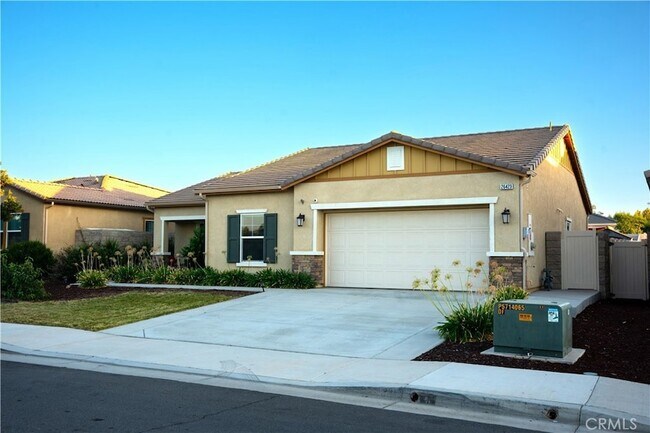 Foto del edificio - 26423 Rediron Ct