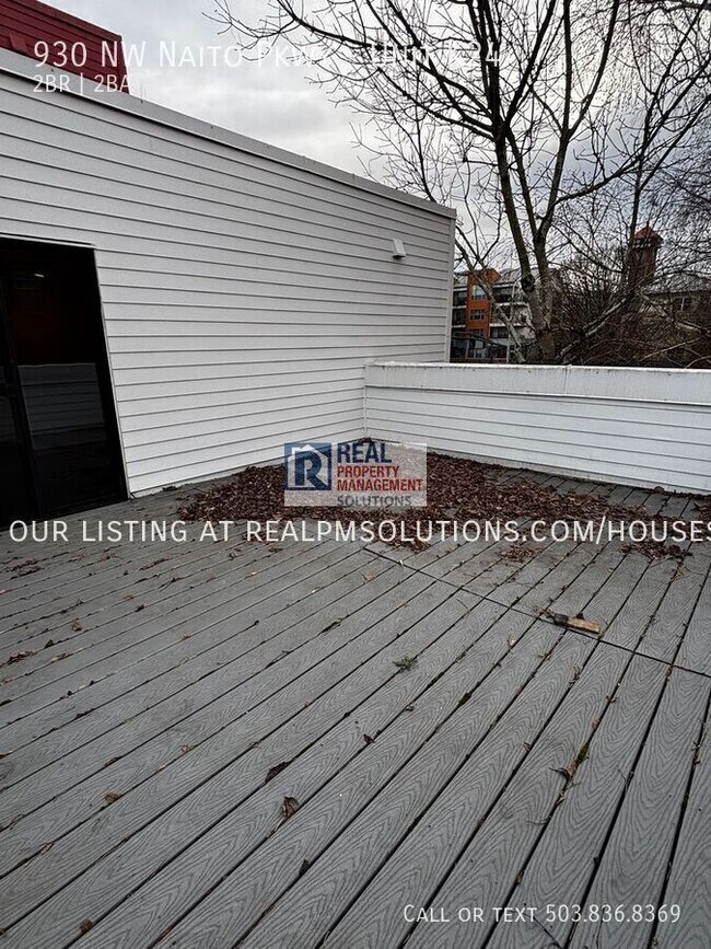 Foto del edificio - 930 NW Naito Pkwy