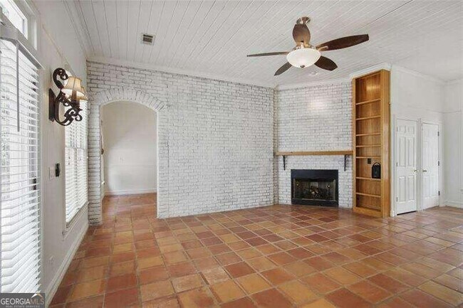 Foto del edificio - 515 Fountain Oaks Way