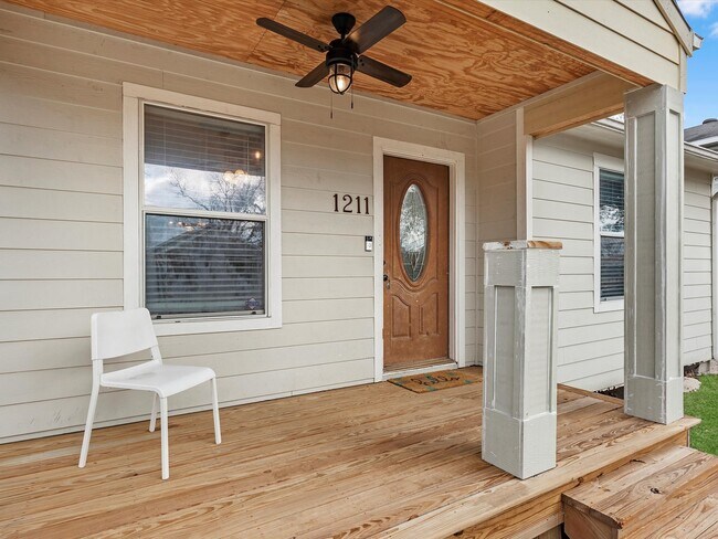 Foto del edificio - 1211 Bigelow St