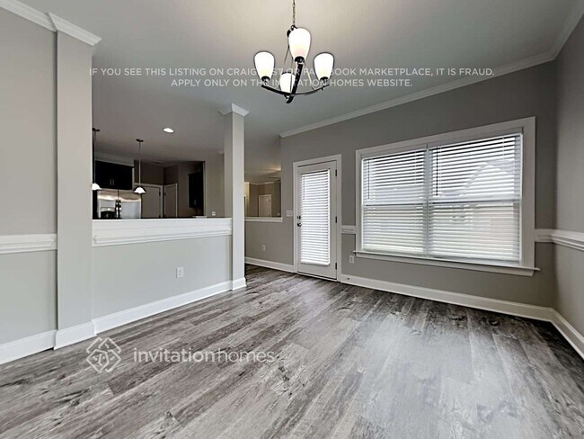 Building Photo - 1088 Lakemont Dr