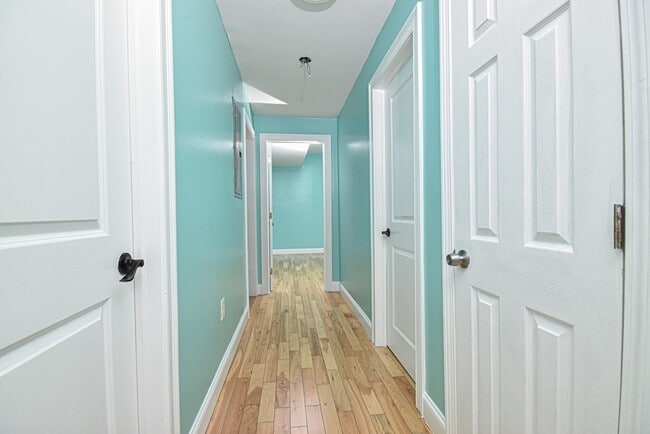 Building Photo - 11 Oakland Ave