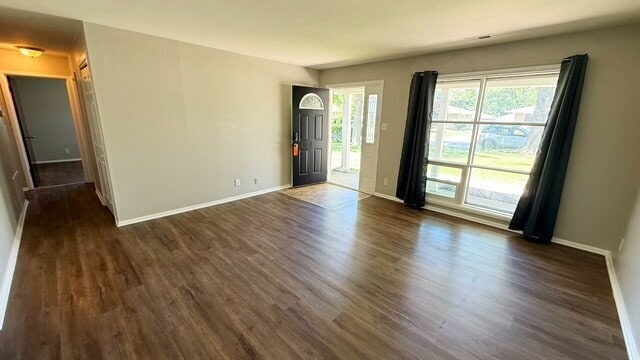 Building Photo - EAST SIDE/LAWRENCE 3 BEDROOM RANCH HOME RECENTLY UPDATED!