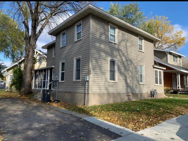 Building Photo - 108 Glenwood Ave