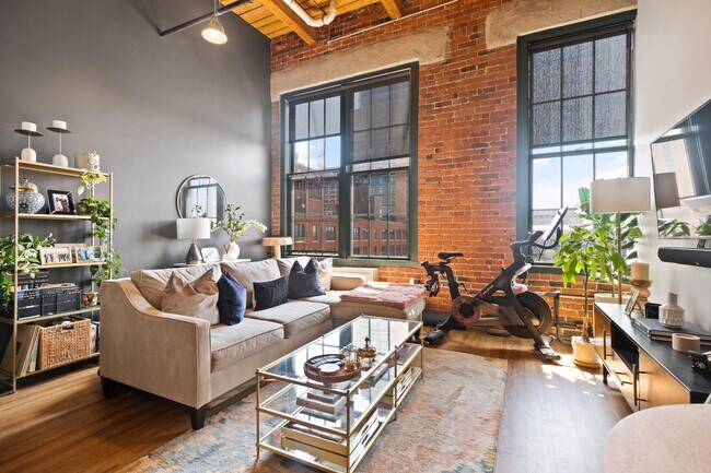 Building Photo - 50 Melcher St
