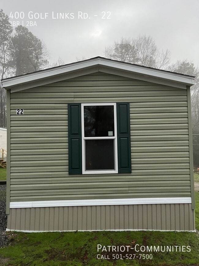 Building Photo - 400 Golf Links Rd